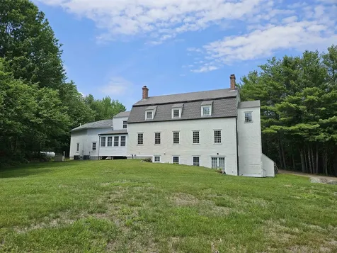 1502 King Hill Road New London NH 03257