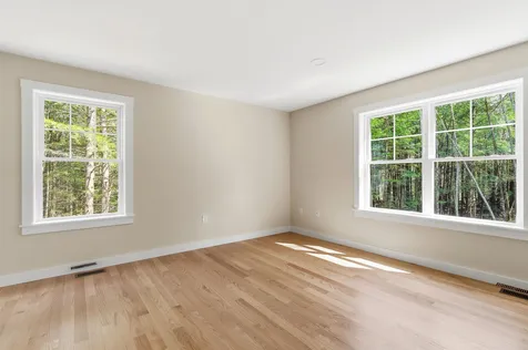264 Colburn Road New Boston NH 03070