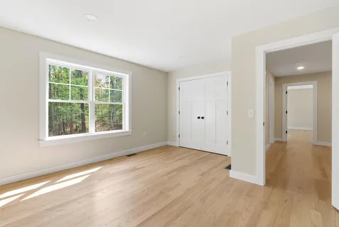 264 Colburn Road New Boston NH 03070