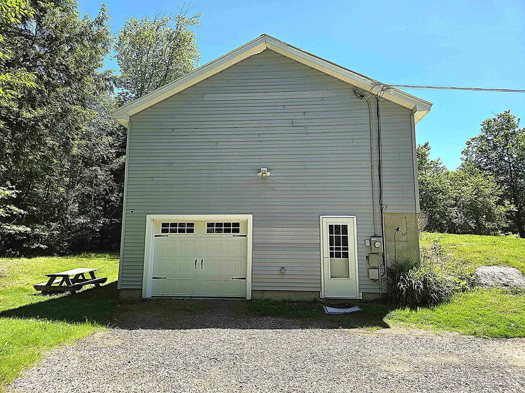 17 Winwood Drive Barnstead NH 03225