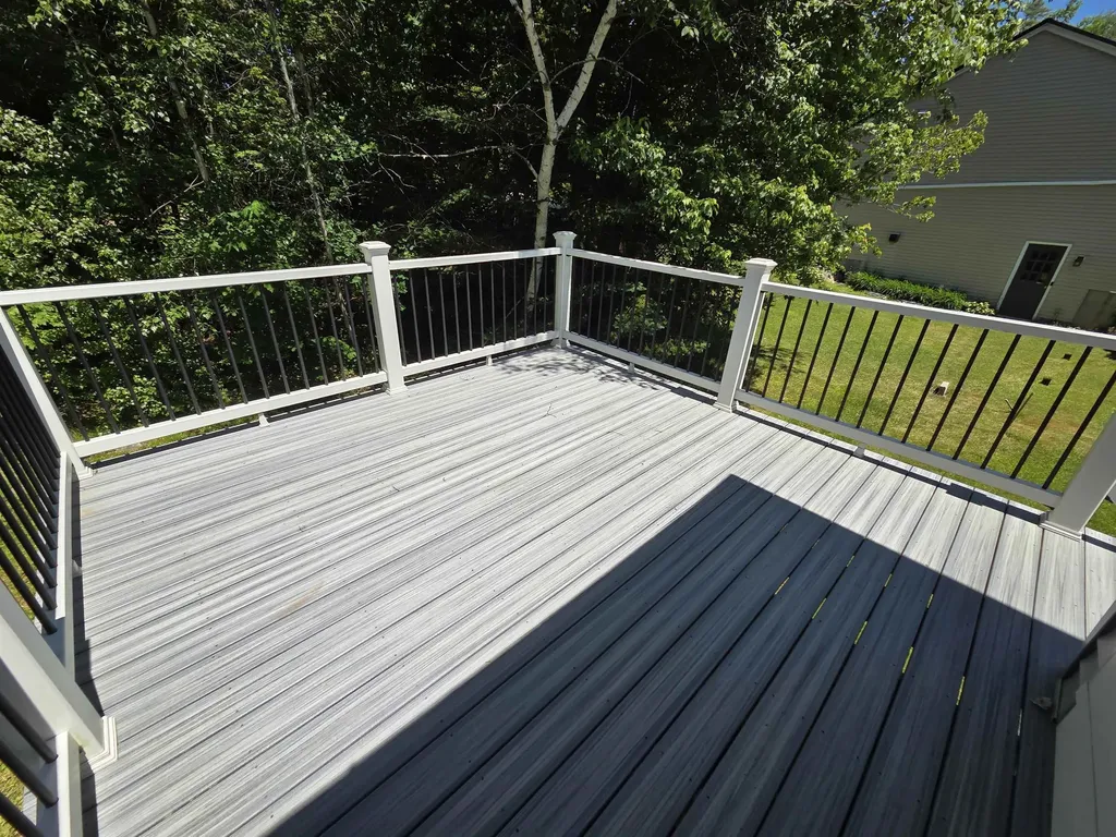 17 Winwood Drive Barnstead NH 03225