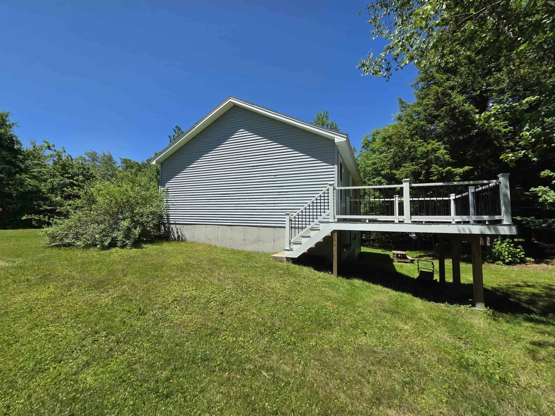17 Winwood Drive Barnstead NH 03225