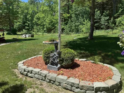 14 Elm St Extension Ossipee NH 03864
