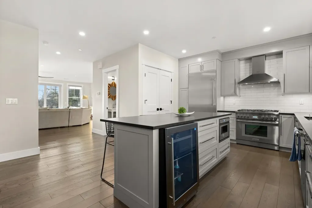25 Little Bay Drive Dover NH 03820