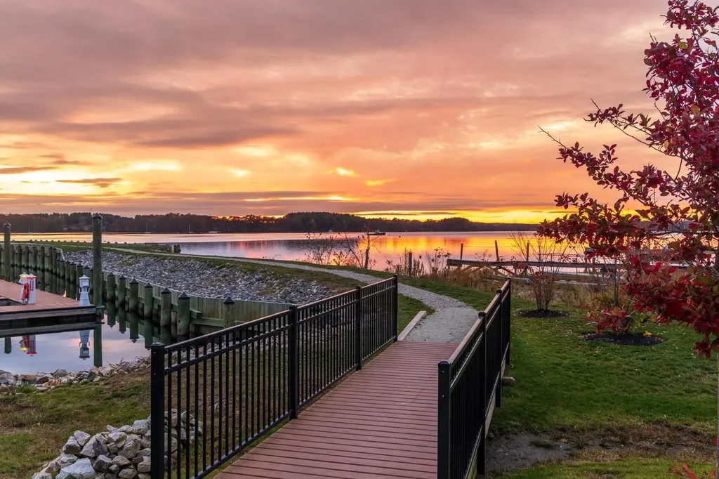 25 Little Bay Drive Dover NH 03820