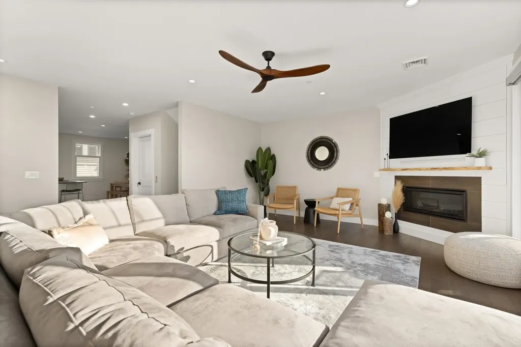 25 Little Bay Drive Dover NH 03820