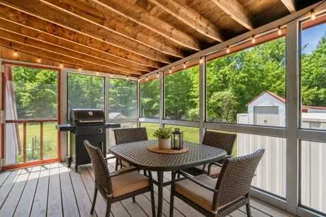 35 Tyler Road Hopkinton NH 03229