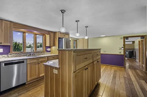 35 Tyler Road Hopkinton NH 03229