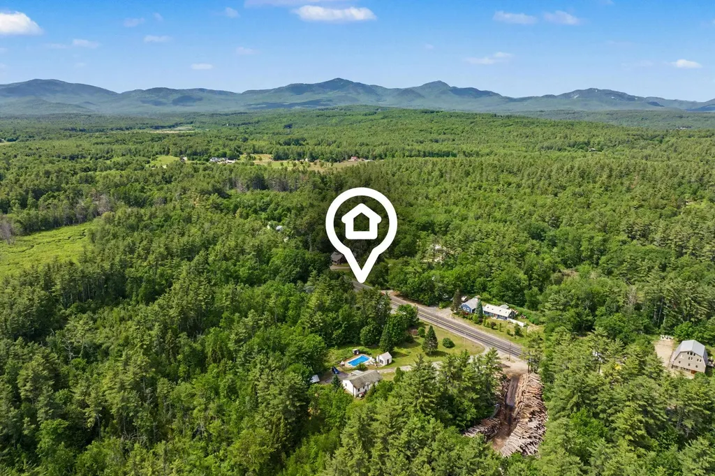 1287 Bearcamp Highway Tamworth NH 03883
