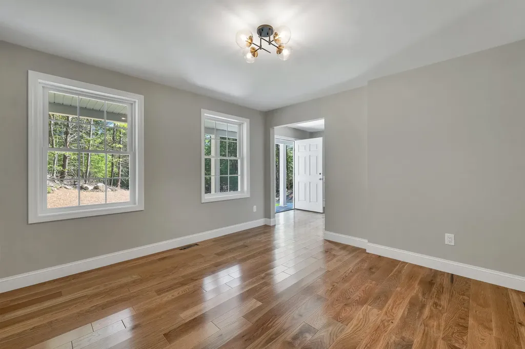 63 Mount Delight Road Deerfield NH 03037