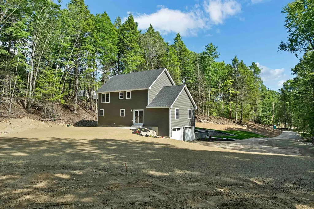 63 Mount Delight Road Deerfield NH 03037