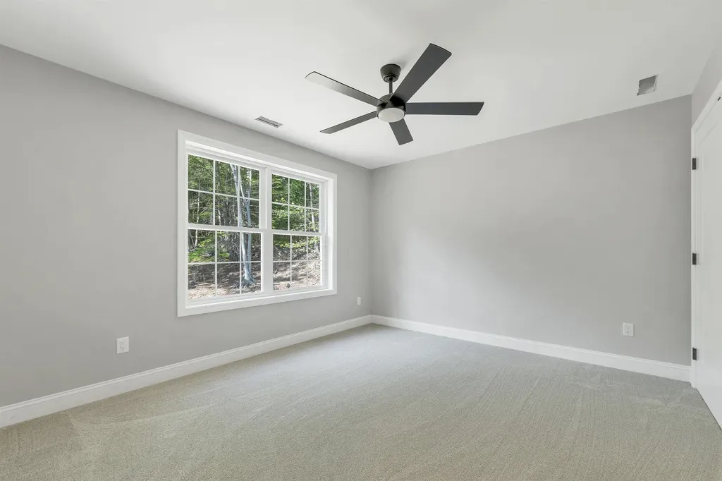 63 Mount Delight Road Deerfield NH 03037