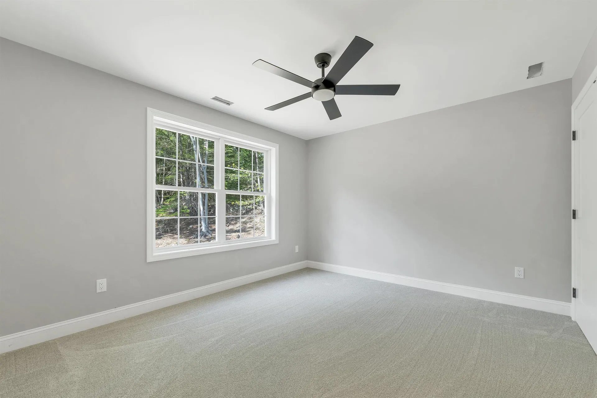 63 Mount Delight Road Deerfield NH 03037