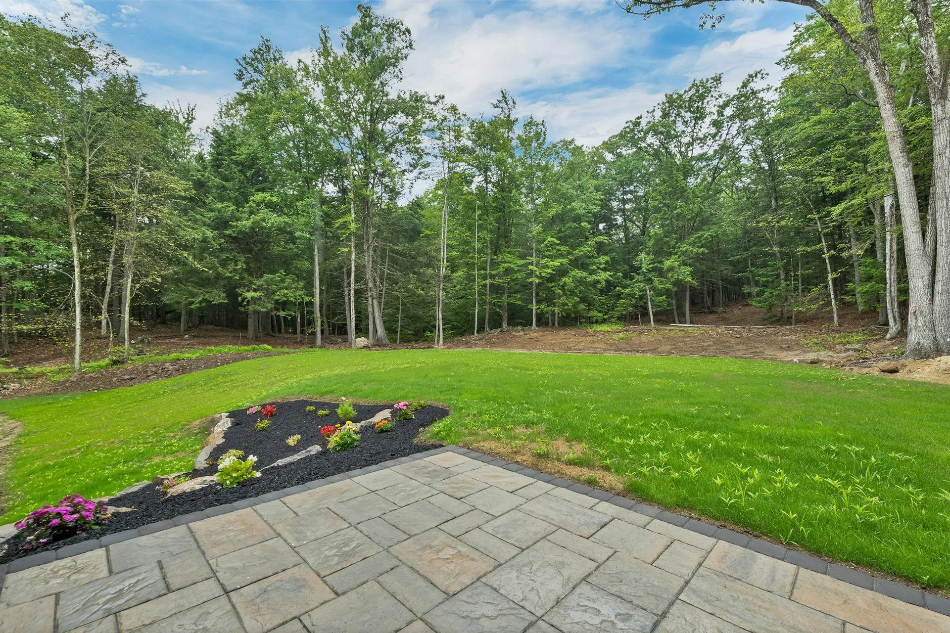 63 Mount Delight Road Deerfield NH 03037