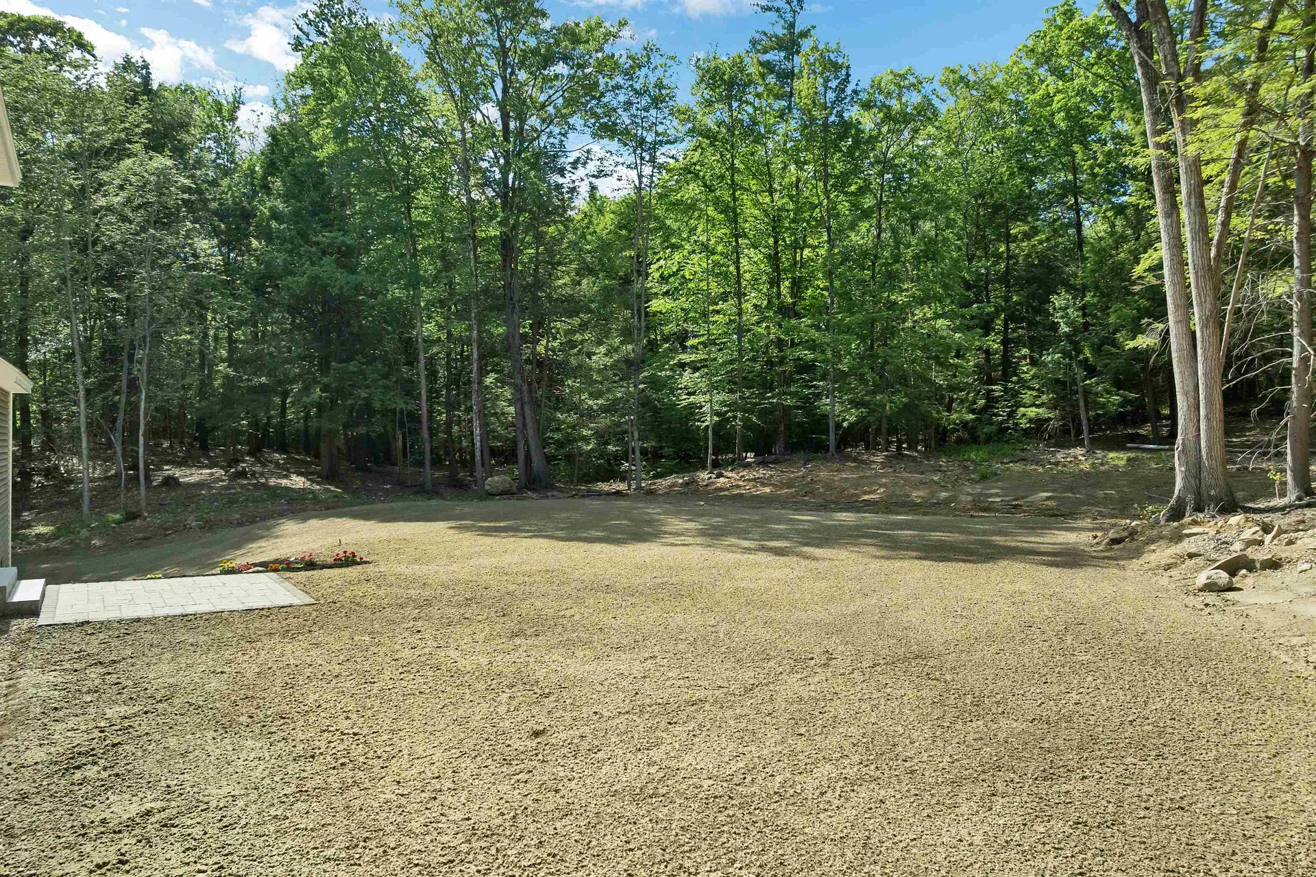 63 Mount Delight Road Deerfield NH 03037