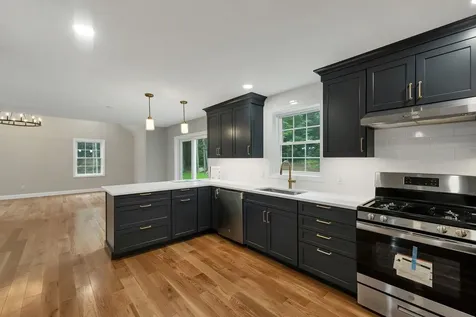 63 Mount Delight Road Deerfield NH 03037
