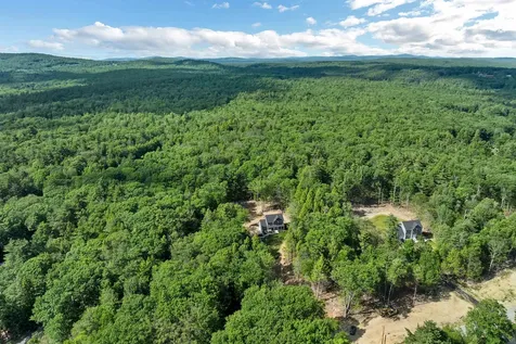 63 Mount Delight Road Deerfield NH 03037