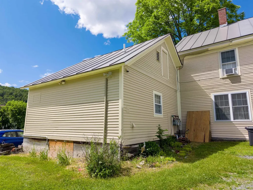 12 School Street Cornish NH 03745