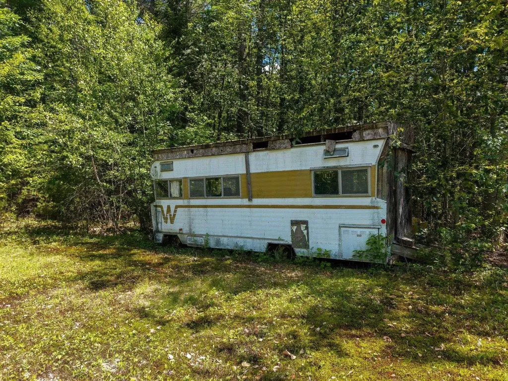 99 Pine Ridge Road Middleton NH 03887
