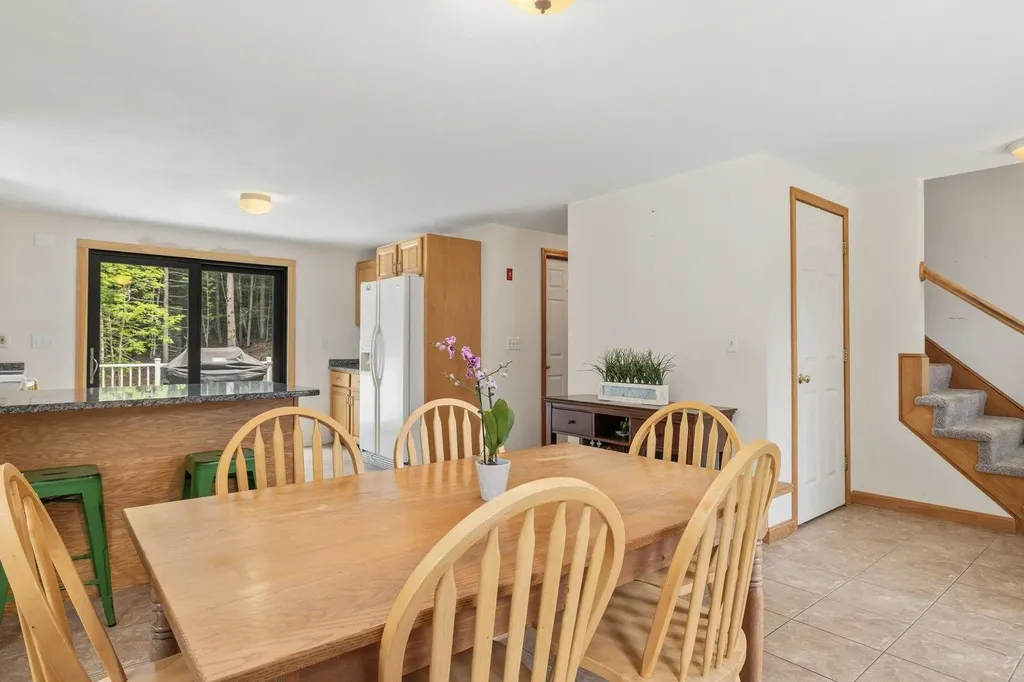 177 Whittier Drive Fremont NH 03044