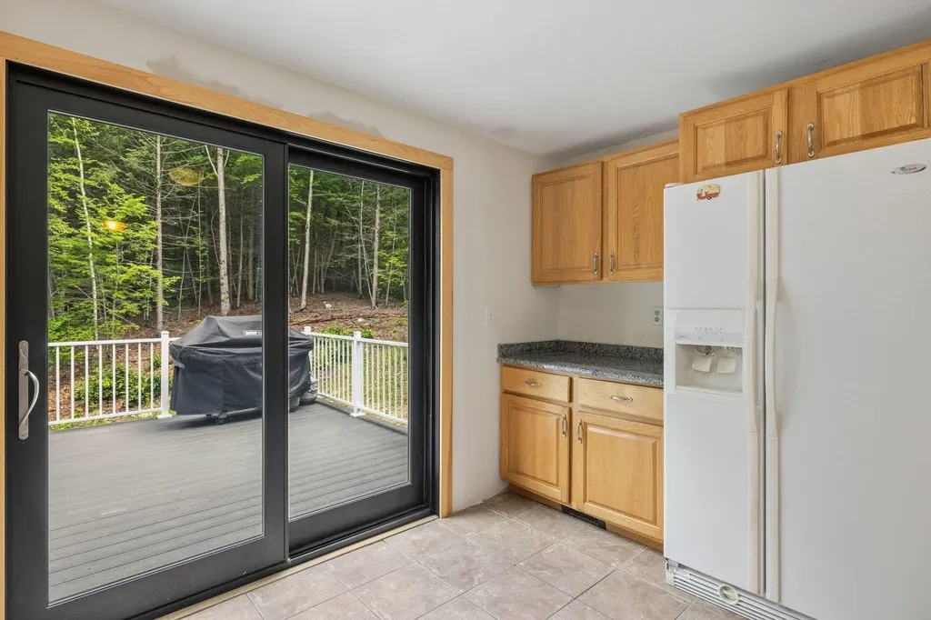 177 Whittier Drive Fremont NH 03044