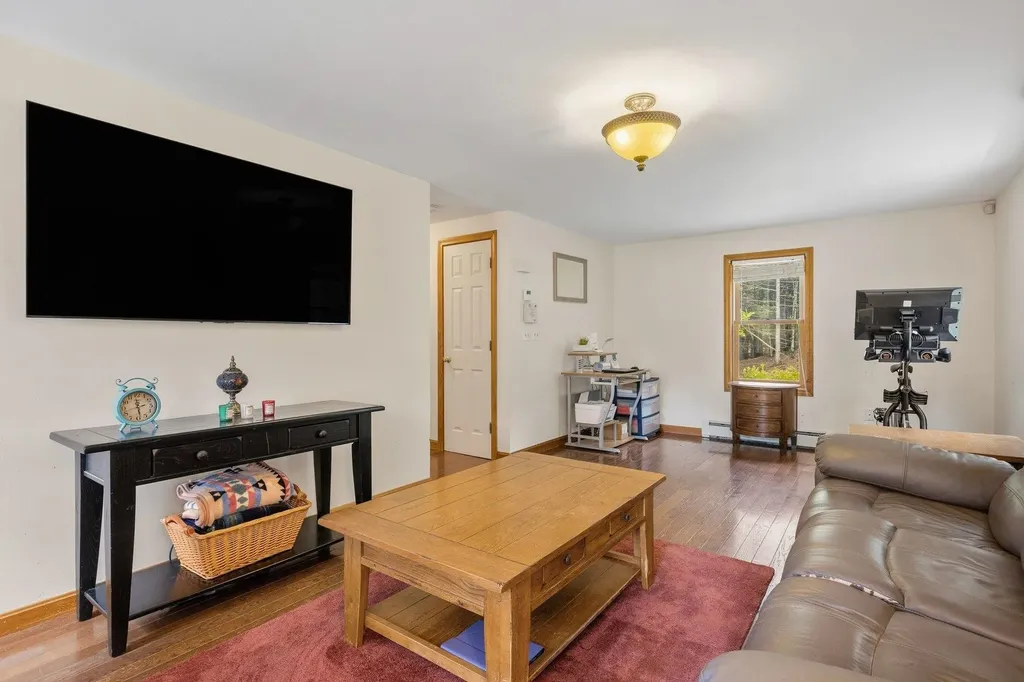 177 Whittier Drive Fremont NH 03044
