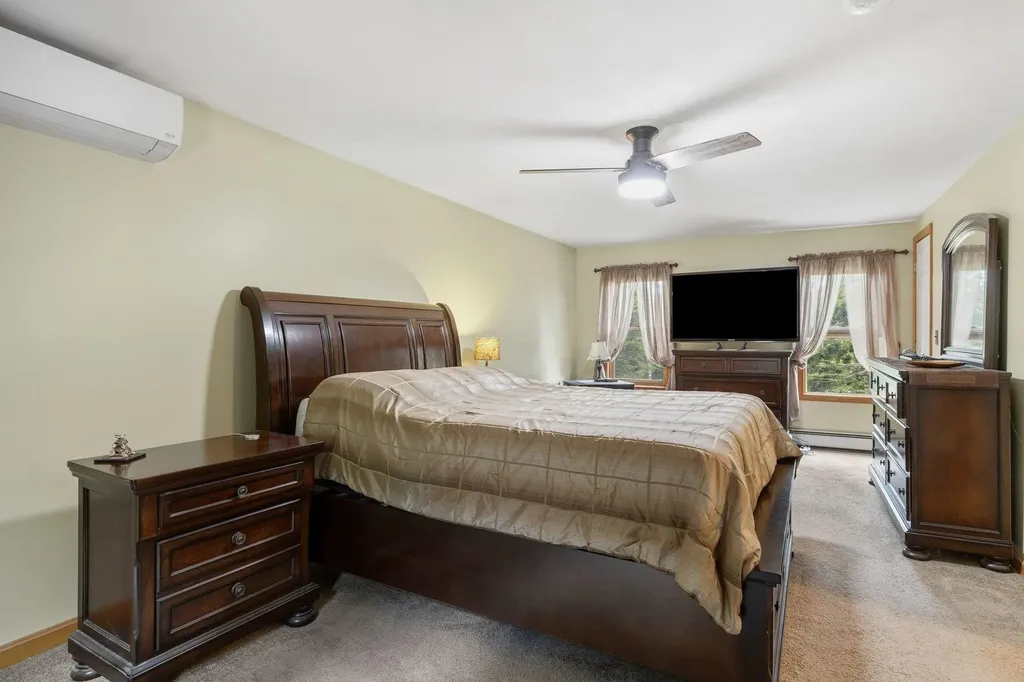177 Whittier Drive Fremont NH 03044