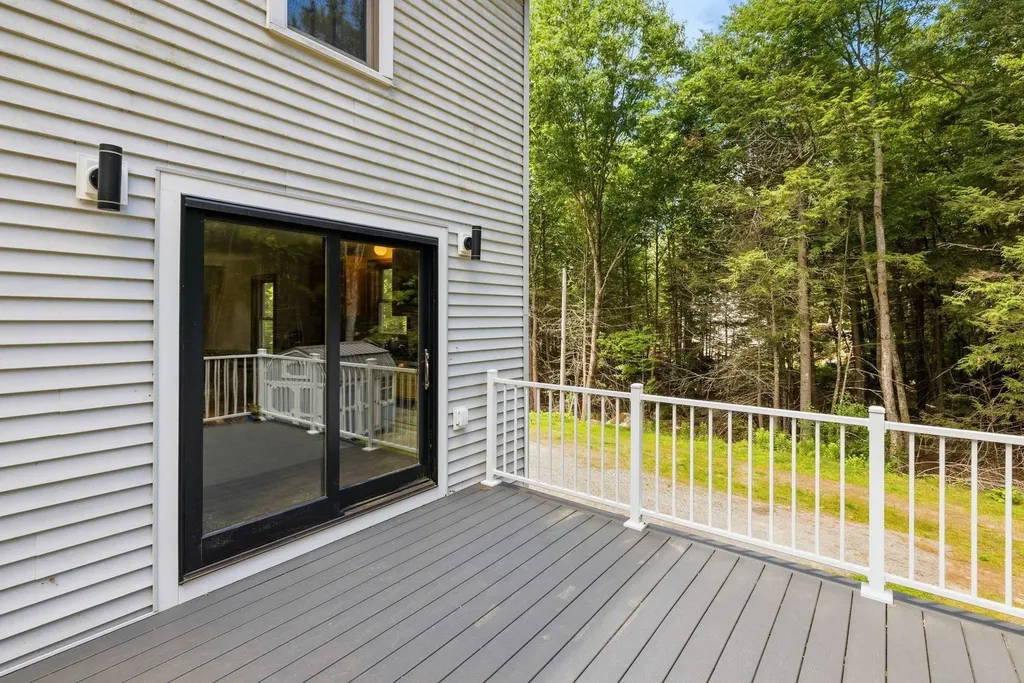 177 Whittier Drive Fremont NH 03044