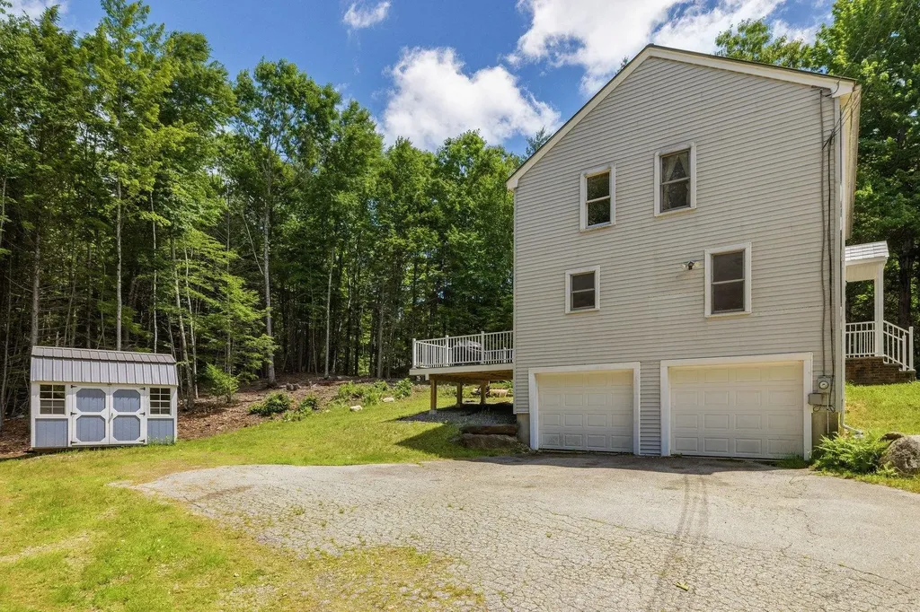 177 Whittier Drive Fremont NH 03044