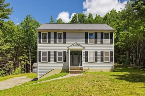 177 Whittier Drive Fremont NH 03044