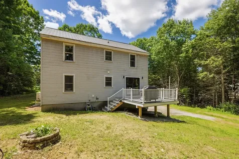 177 Whittier Drive Fremont NH 03044