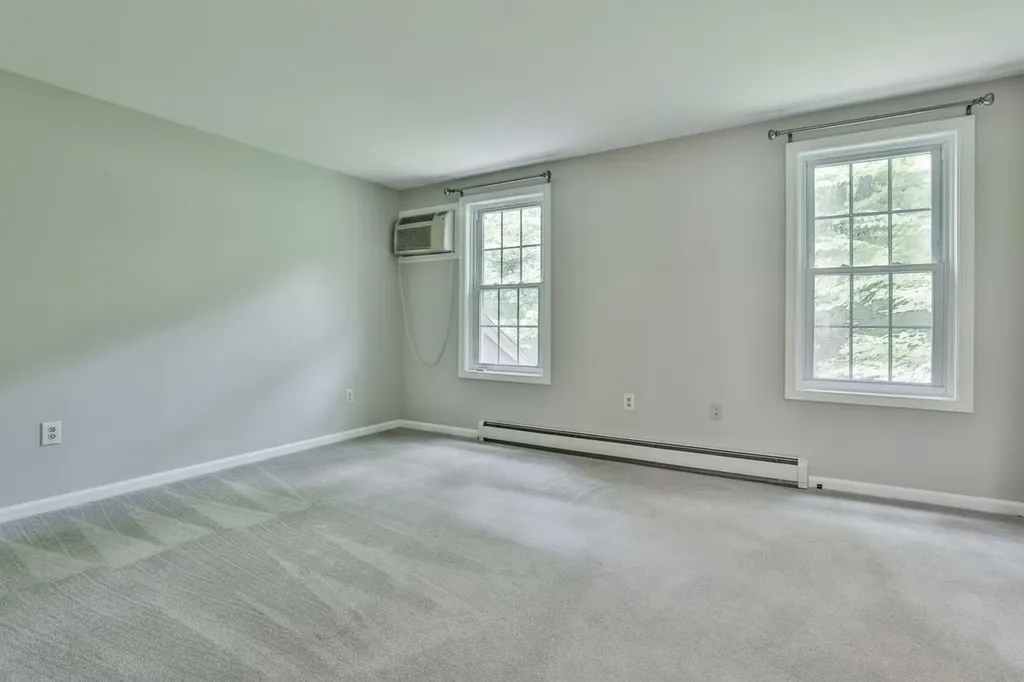 1465 Hooksett Road Hooksett NH 03106