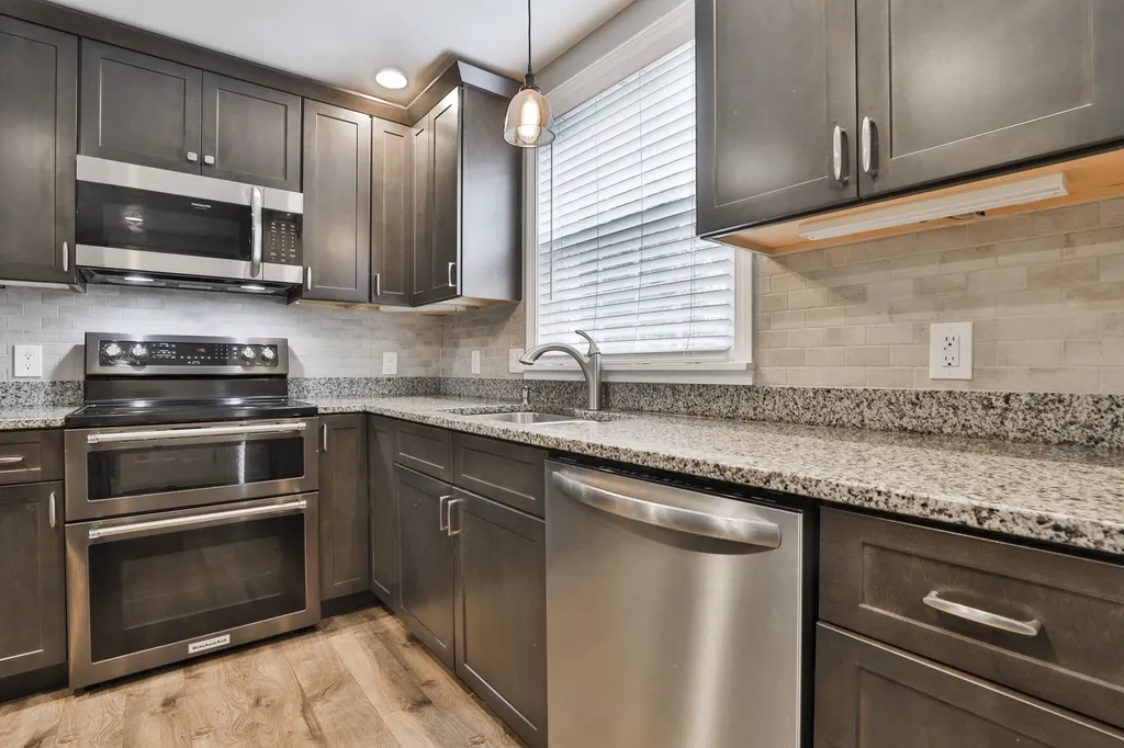 1465 Hooksett Road Hooksett NH 03106