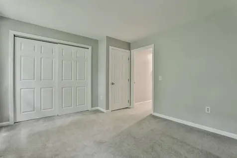 1465 Hooksett Road Hooksett NH 03106