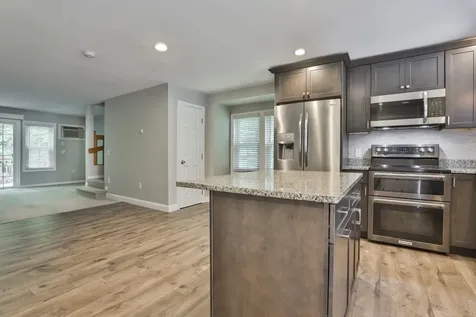1465 Hooksett Road Hooksett NH 03106