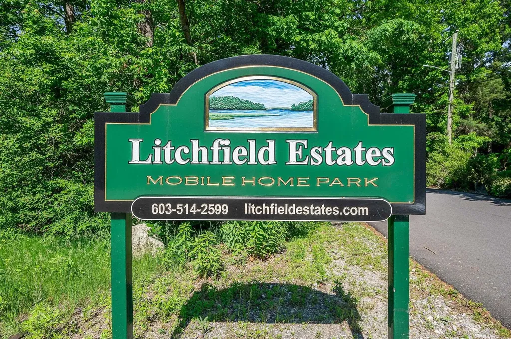 3 Robyn Court Litchfield NH 03052