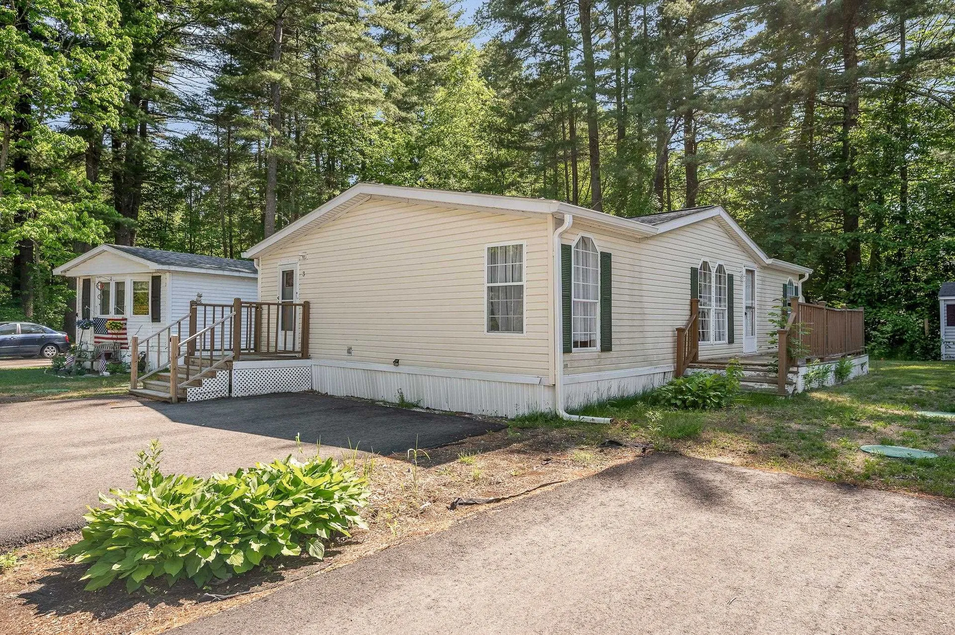 3 Robyn Court Litchfield NH 03052