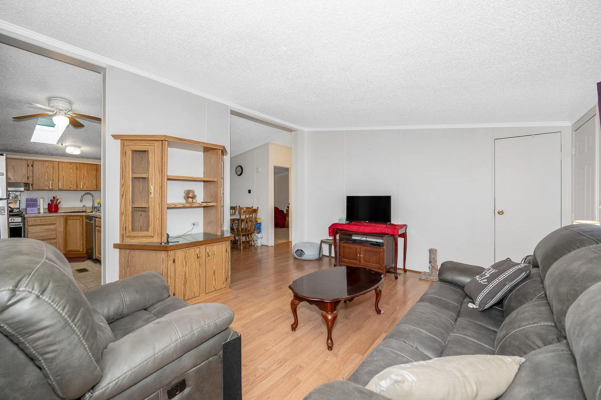 3 Robyn Court Litchfield NH 03052