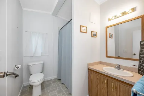 3 Robyn Court Litchfield NH 03052