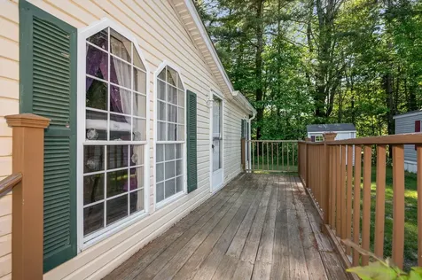 3 Robyn Court Litchfield NH 03052