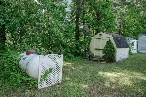 3 Robyn Court Litchfield NH 03052