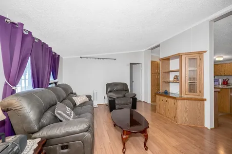 3 Robyn Court Litchfield NH 03052