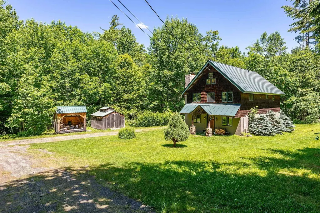 155 Pratt Bridge Road Jamaica VT 05343