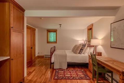 155 Pratt Bridge Road Jamaica VT 05343