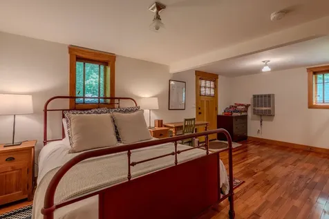 155 Pratt Bridge Road Jamaica VT 05343