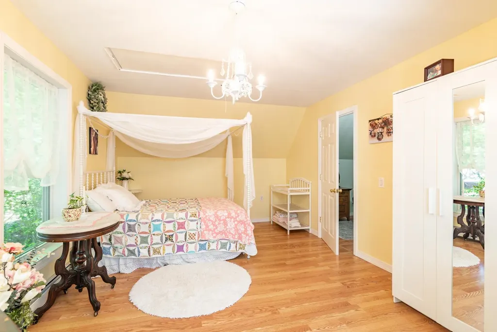 11 Spruce Road Middleton NH 03887