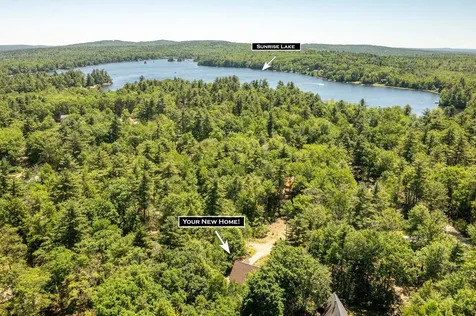 11 Spruce Road Middleton NH 03887