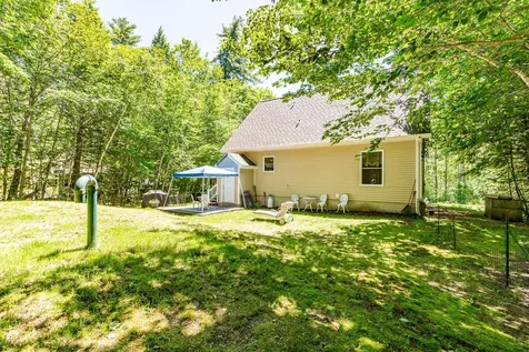 11 Spruce Road Middleton NH 03887