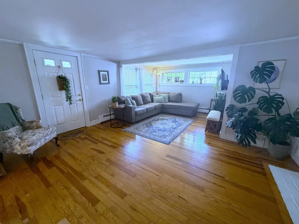87 Chestnut Hill Road Rochester NH 03867