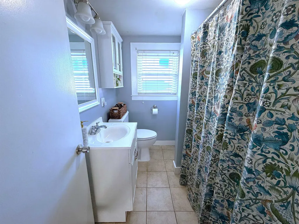 87 Chestnut Hill Road Rochester NH 03867